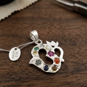 Natural and top quality stone navratan 92.5 pure silver pendent