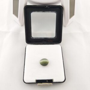 Alternative view of Natural and certified 5.25 ratti cat's eye good quality stone